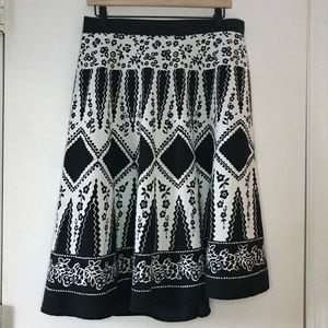 Vintage Black and White Patterned Skirt